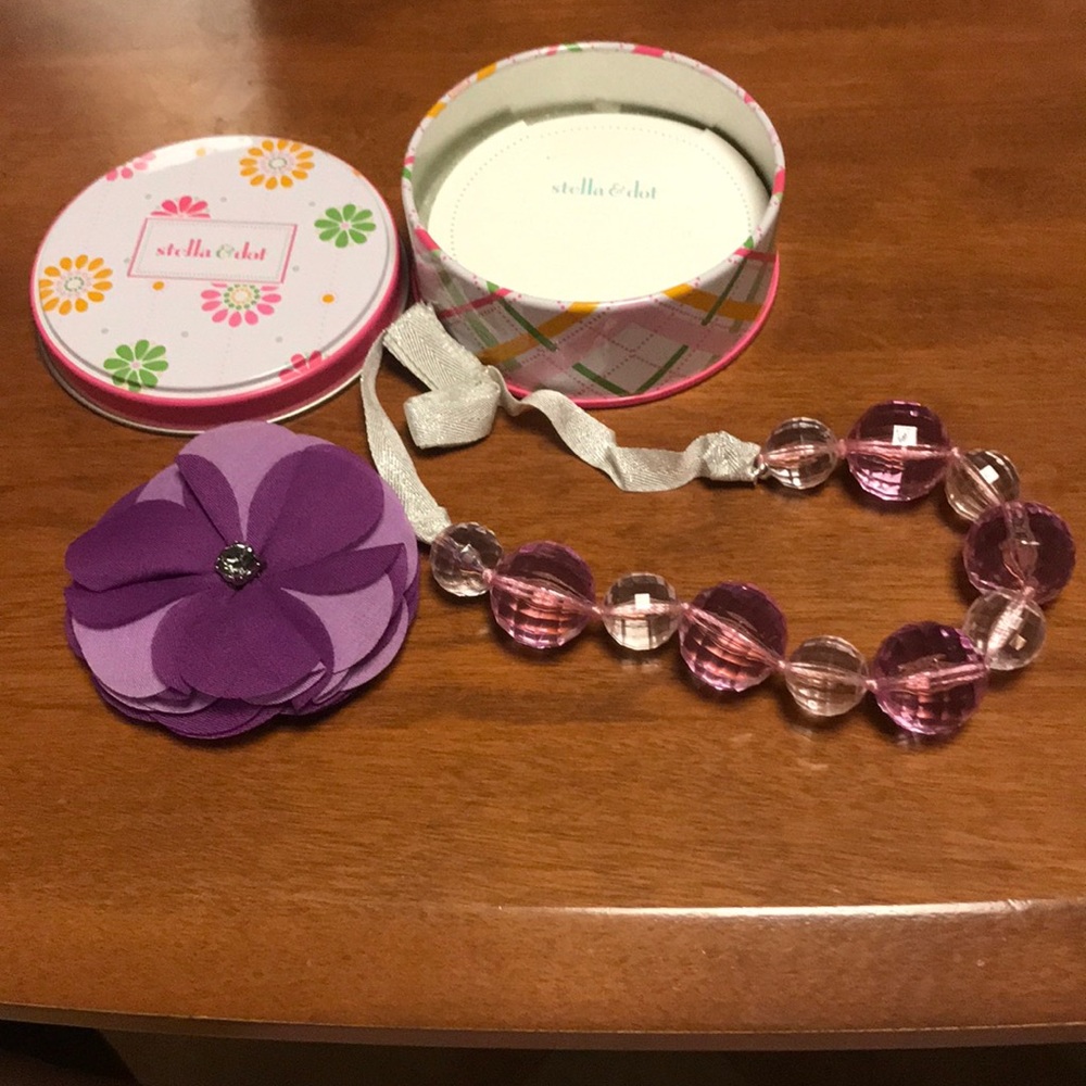 Stella & Dot Tatum Childs necklace